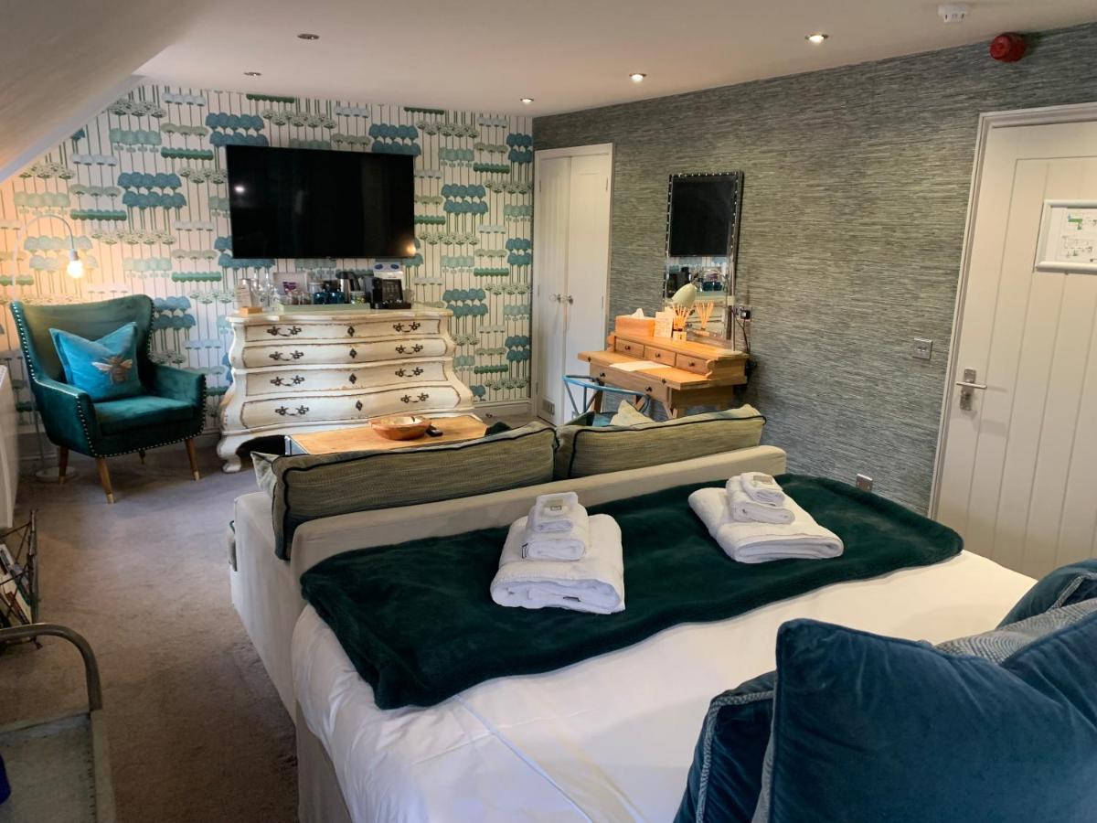 No33 Thornham Boutique Suites Экстерьер фото